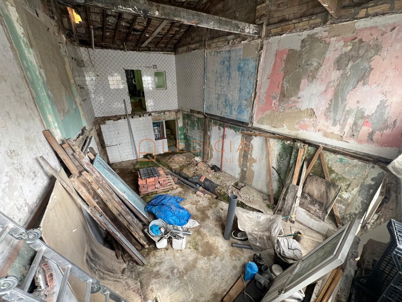 House or chalet for sale in Camiño Castro Castriño, Coia