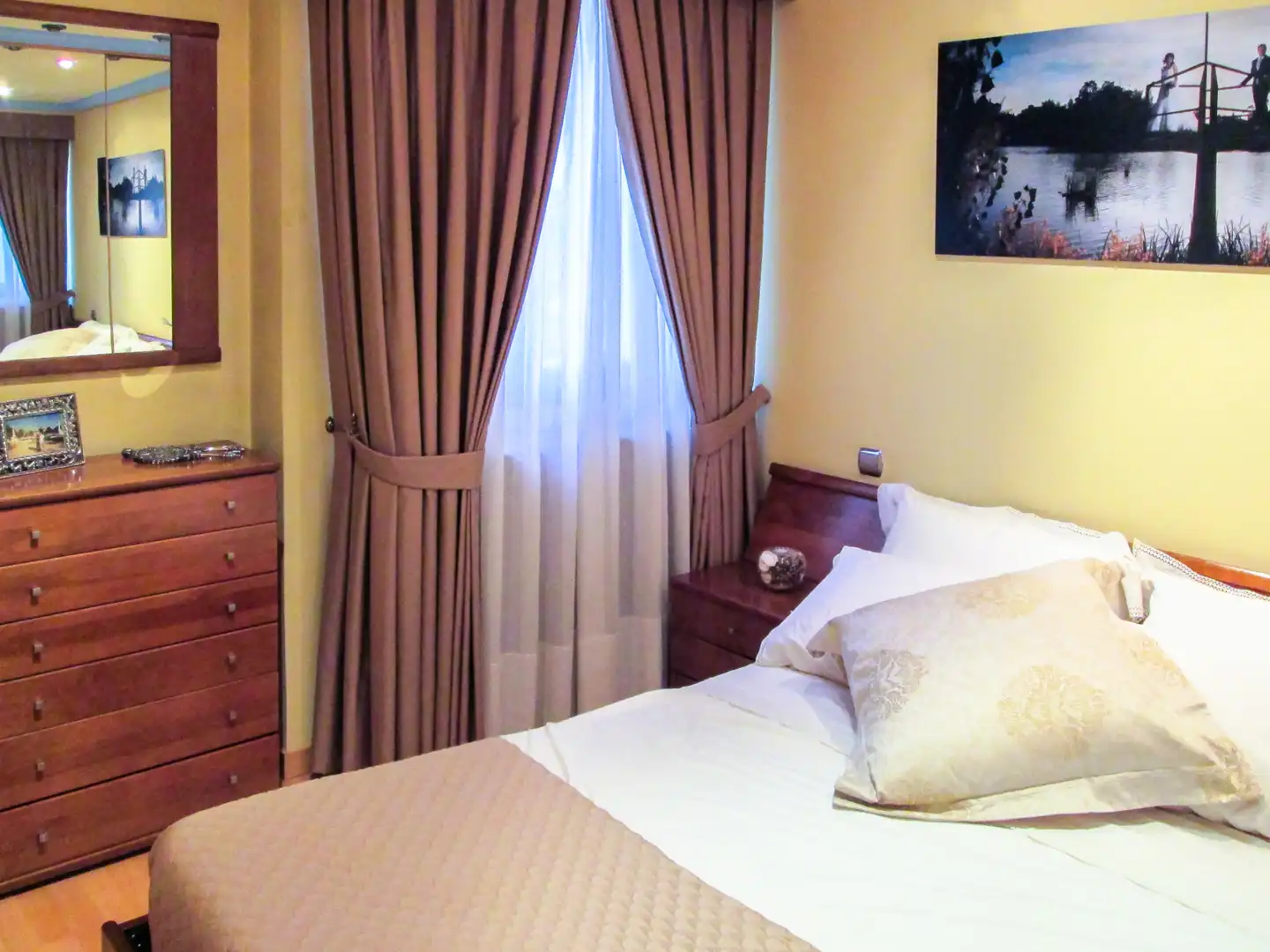 Habitación de Piso de alquiler en Madrid con Aire acondicionado, Calefacción y Amueblado