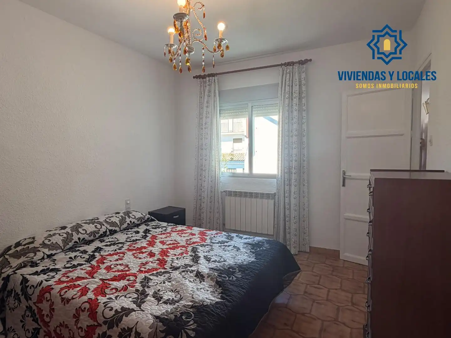 Habitación de Casa o chalet de alquiler en Granada con Jardín privado, Terraza y Amueblado