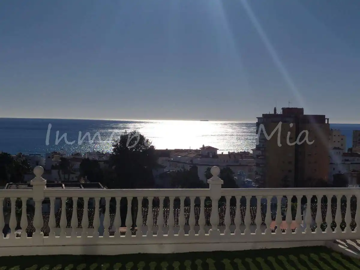 Pis amb piscina en venda a Montemar, imagen 2