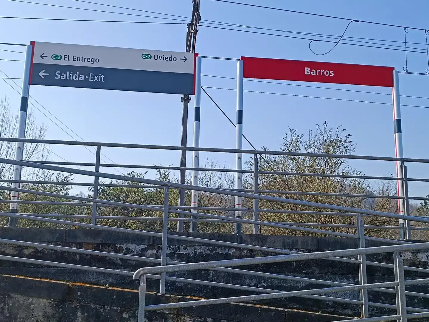 Vista exterior de Casa o chalet en venta en Langreo con Jardín privado y Trastero