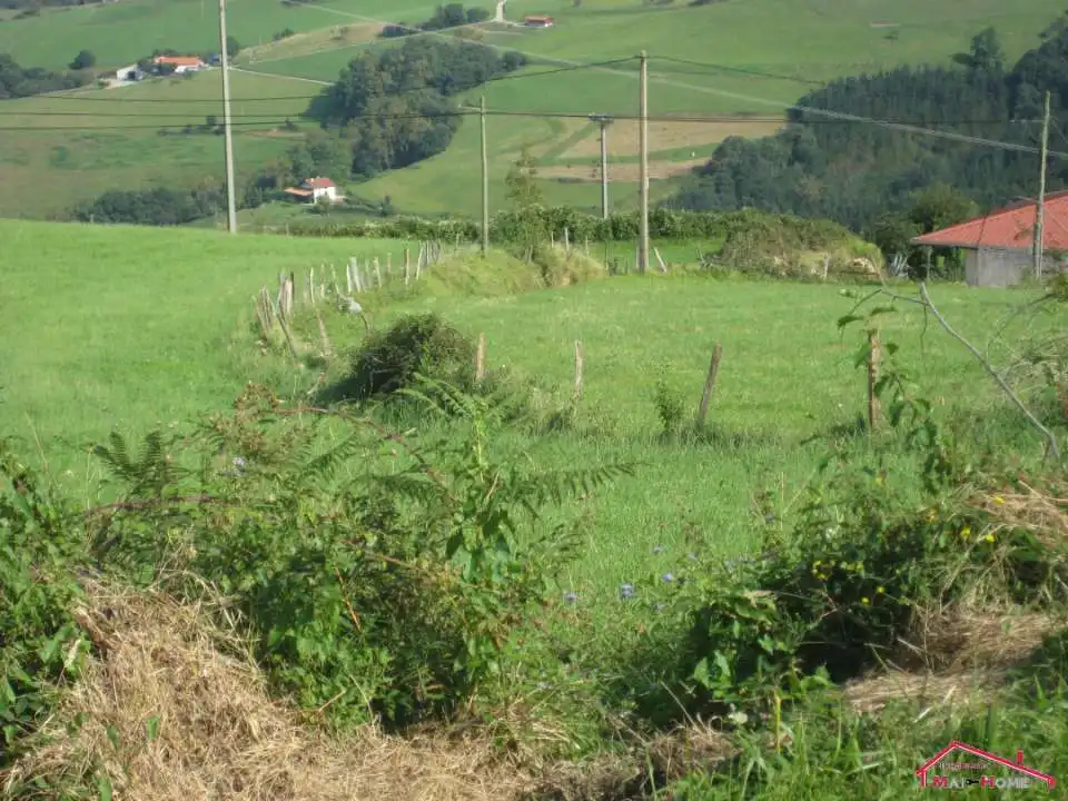 Terreno en venta en Aia