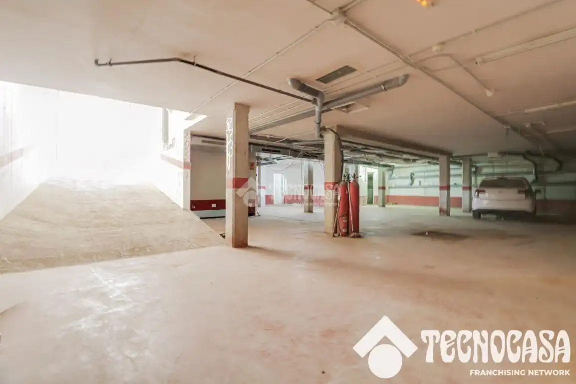 Parking of Buildings for sale in Barcelona