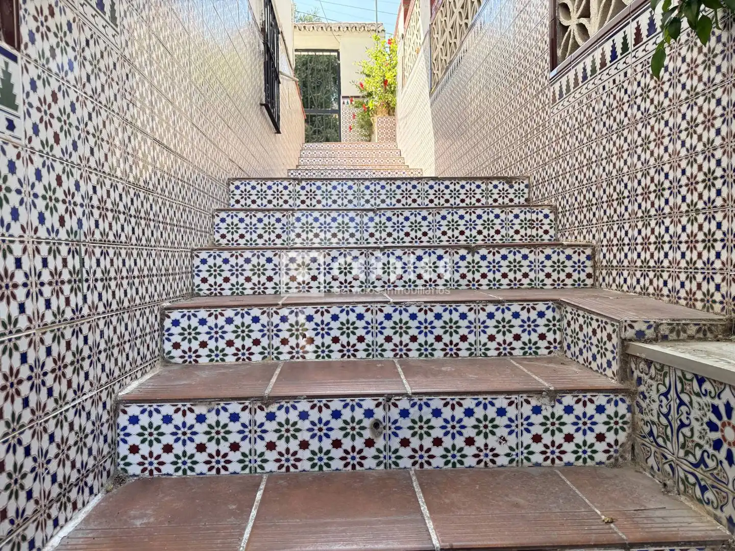 Vista exterior de Casa o xalet en venda en Málaga amb Terrassa