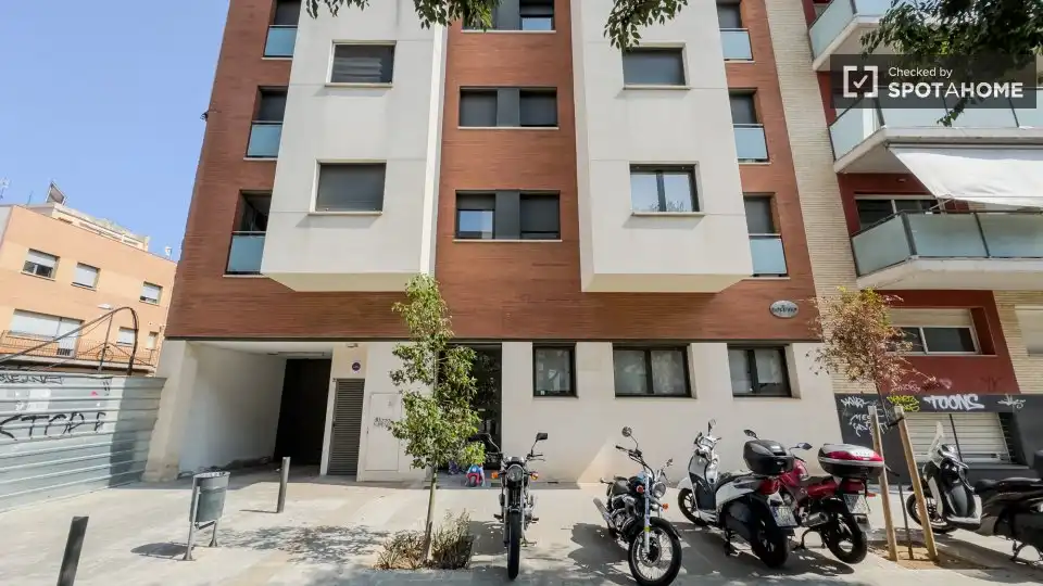 Appartamento con terrazza in affitto a Gorg - Progrés, imagen 15