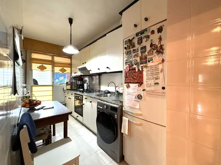 Cocina de Piso en venta en Vitoria - Gasteiz con Calefacción, Parquet y Terraza