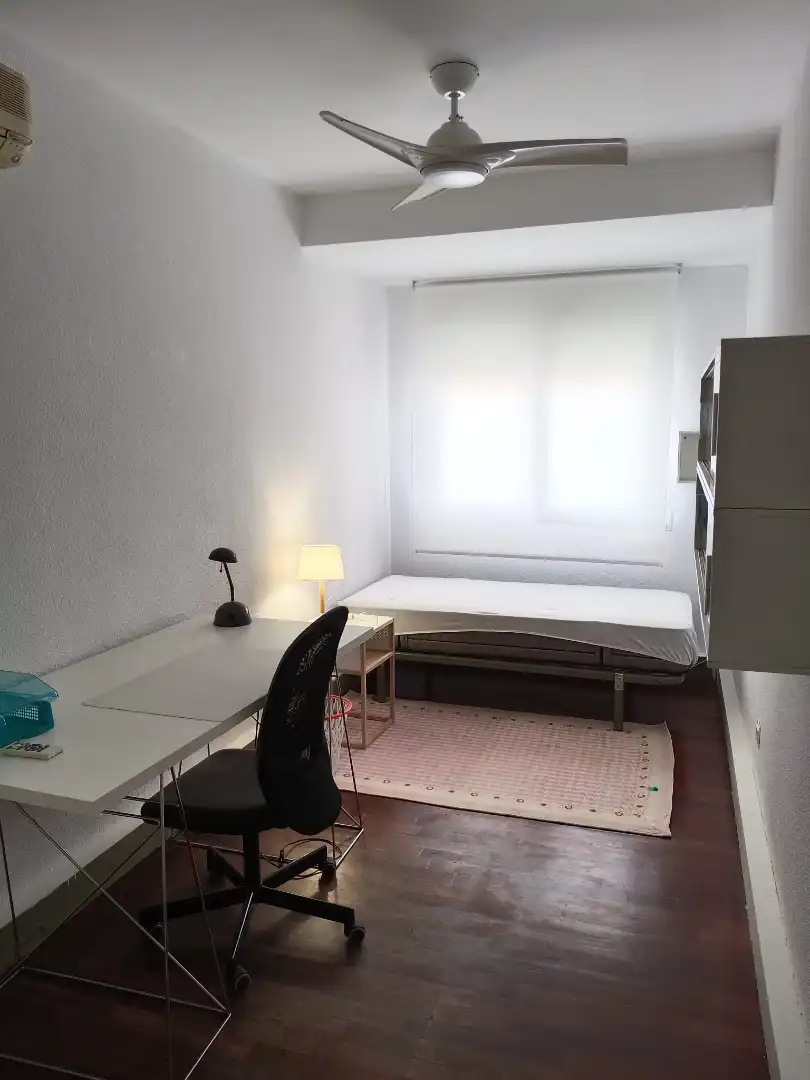 Bedroom of Flat for rent in Murcia  with Air Conditioner, Heating and Parquet flooring