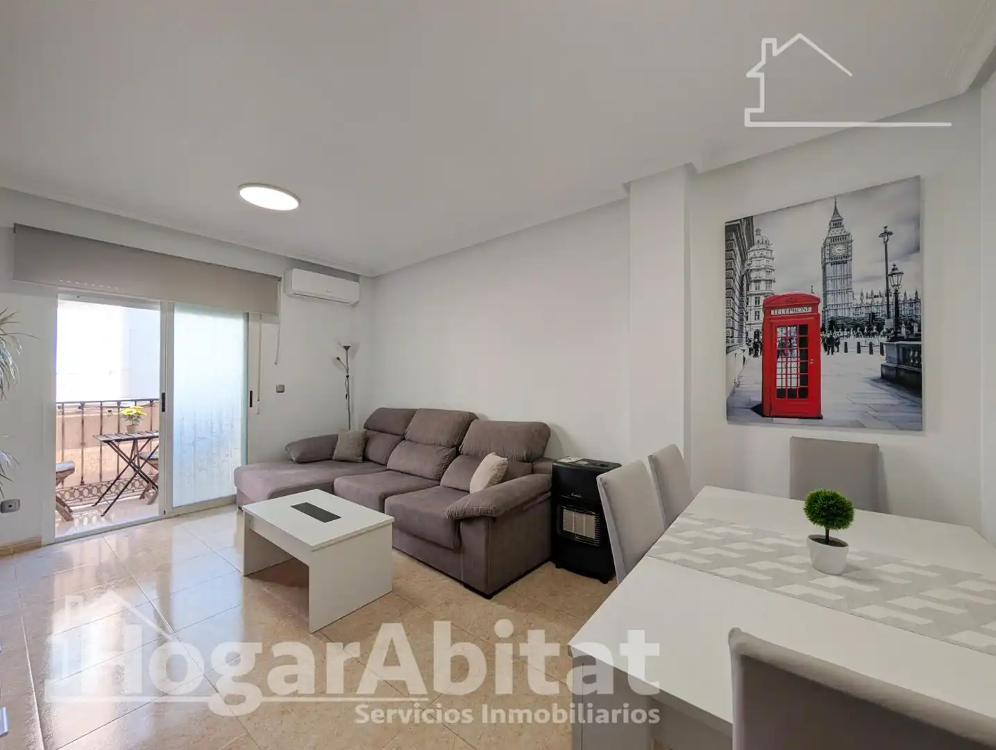 Sala de estar de Piso en venta en Santa Pola con Aire acondicionado, Calefacción y Amueblado