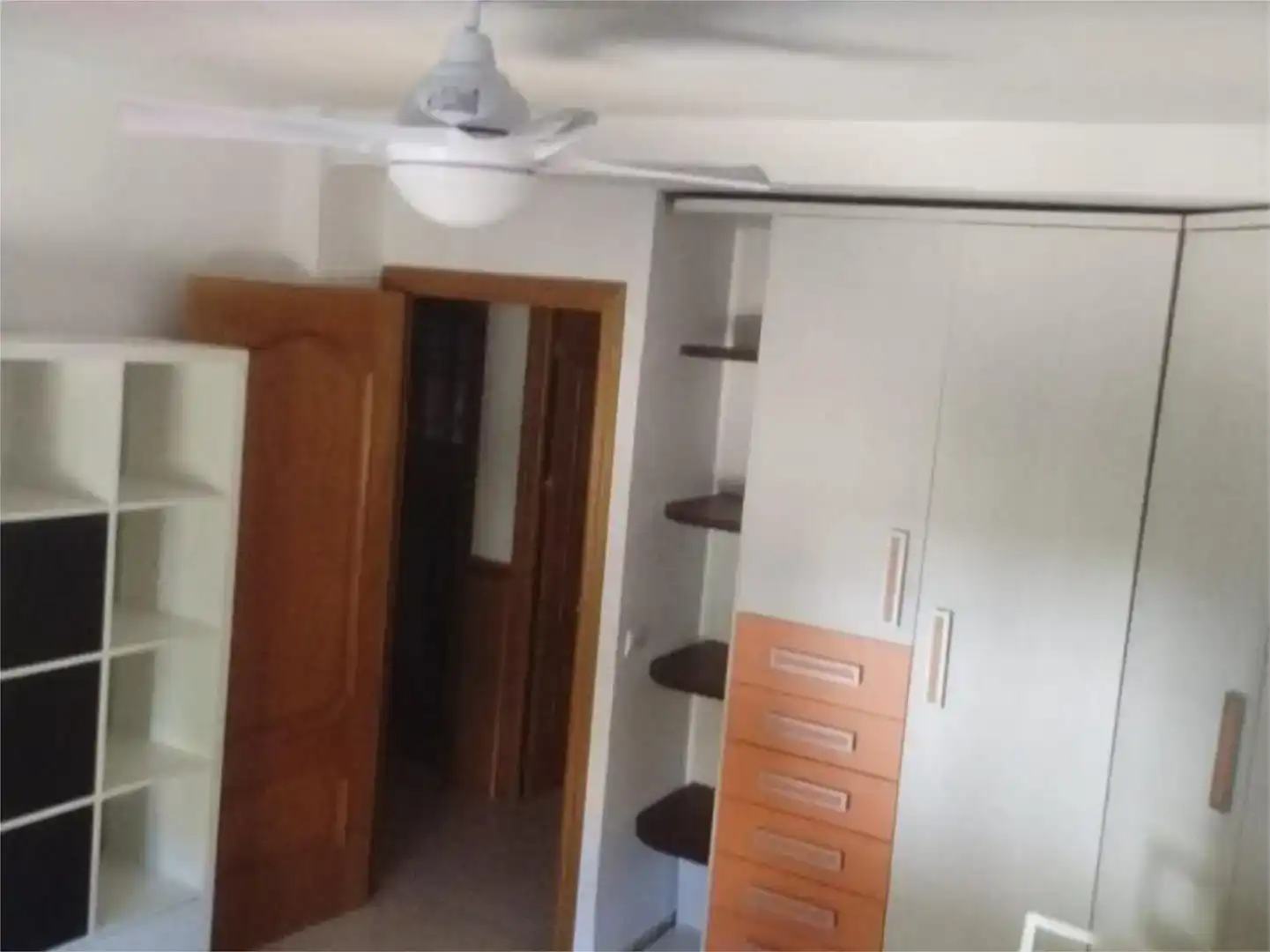 Habitación de Piso para compartir en Osuna con Aire acondicionado, Amueblado y Balcón