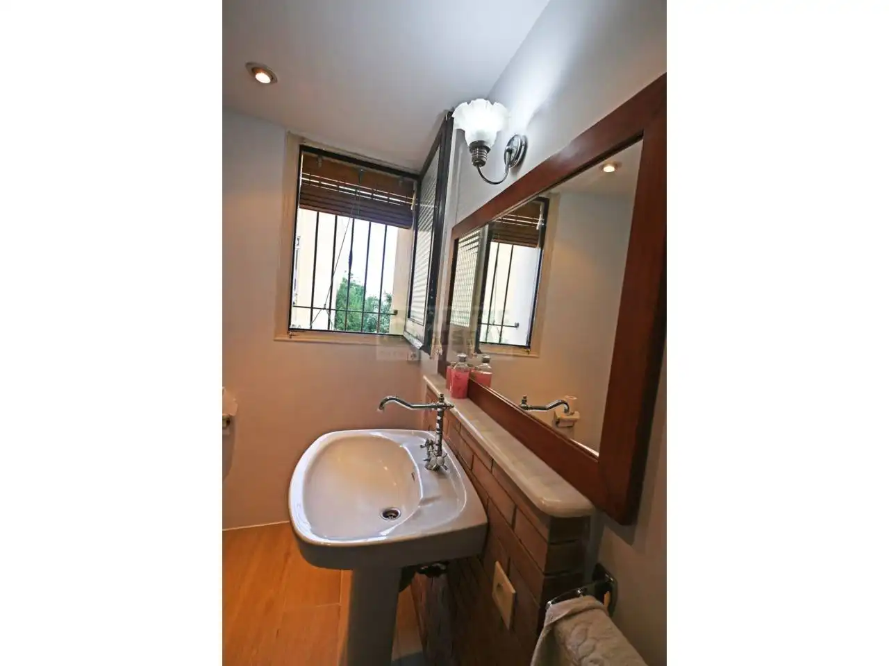 Bathroom of Country homes for rent in Sant Joan de Mollet  with Heating