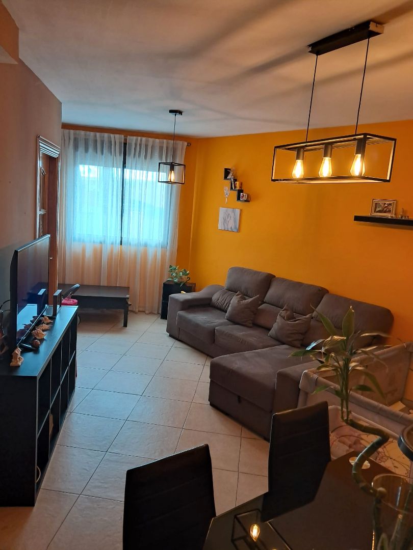Sala d'estar de Pis en venda en Villaluenga de la Sagra amb Aire condicionat, Calefacció i Traster