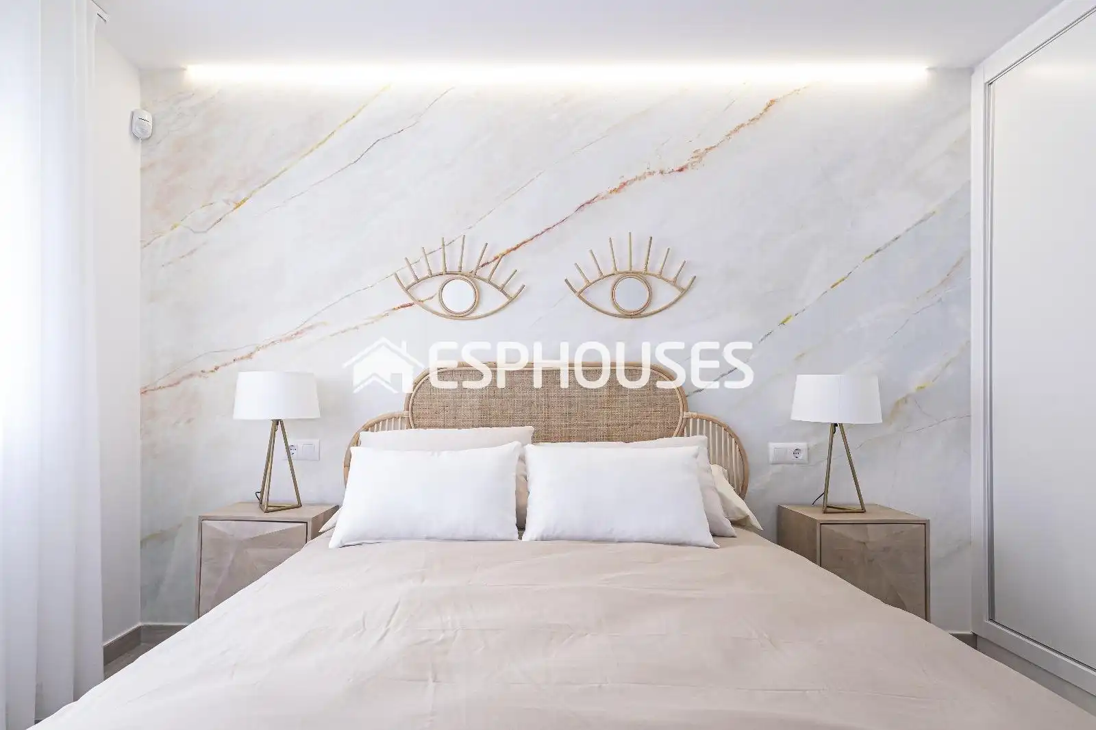 Habitación de Casa o chalet en venta en La Manga del Mar Menor con Terraza, Balcón y Piscina comunitaria