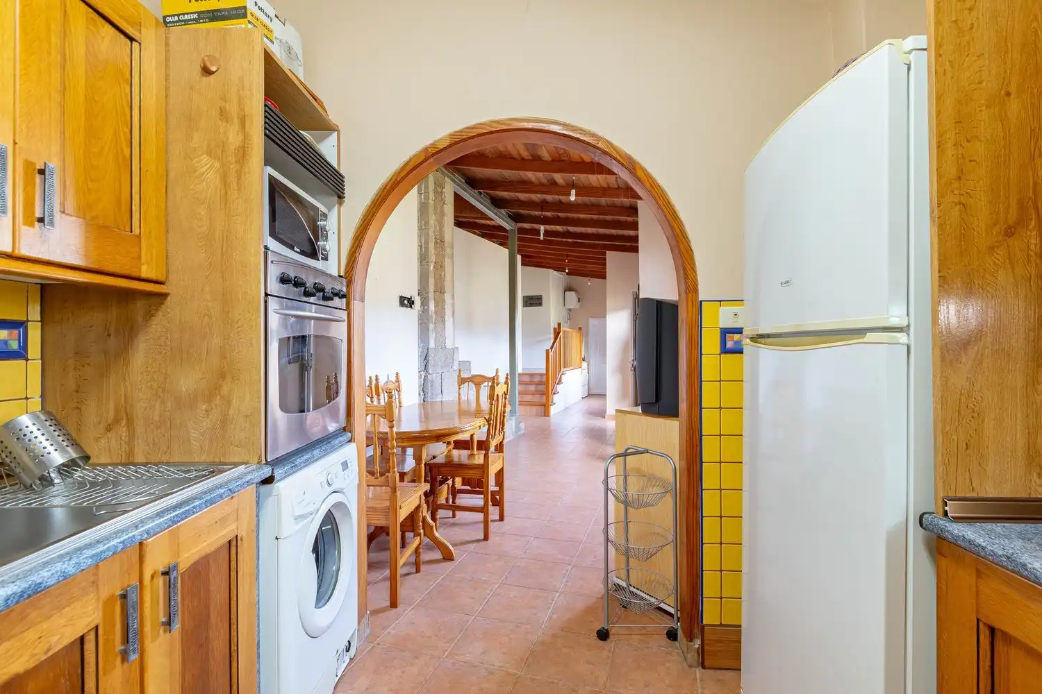 Cuina de Casa o xalet en venda en Vega de San Mateo amb Jardí privat, Traster i Balcó
