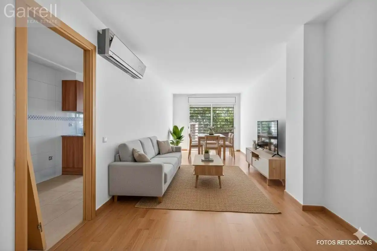 Piso con ascensor en venta en CL MIGDIA  
Es: Pl: Pt:
 FIGUERES (GIRONA)