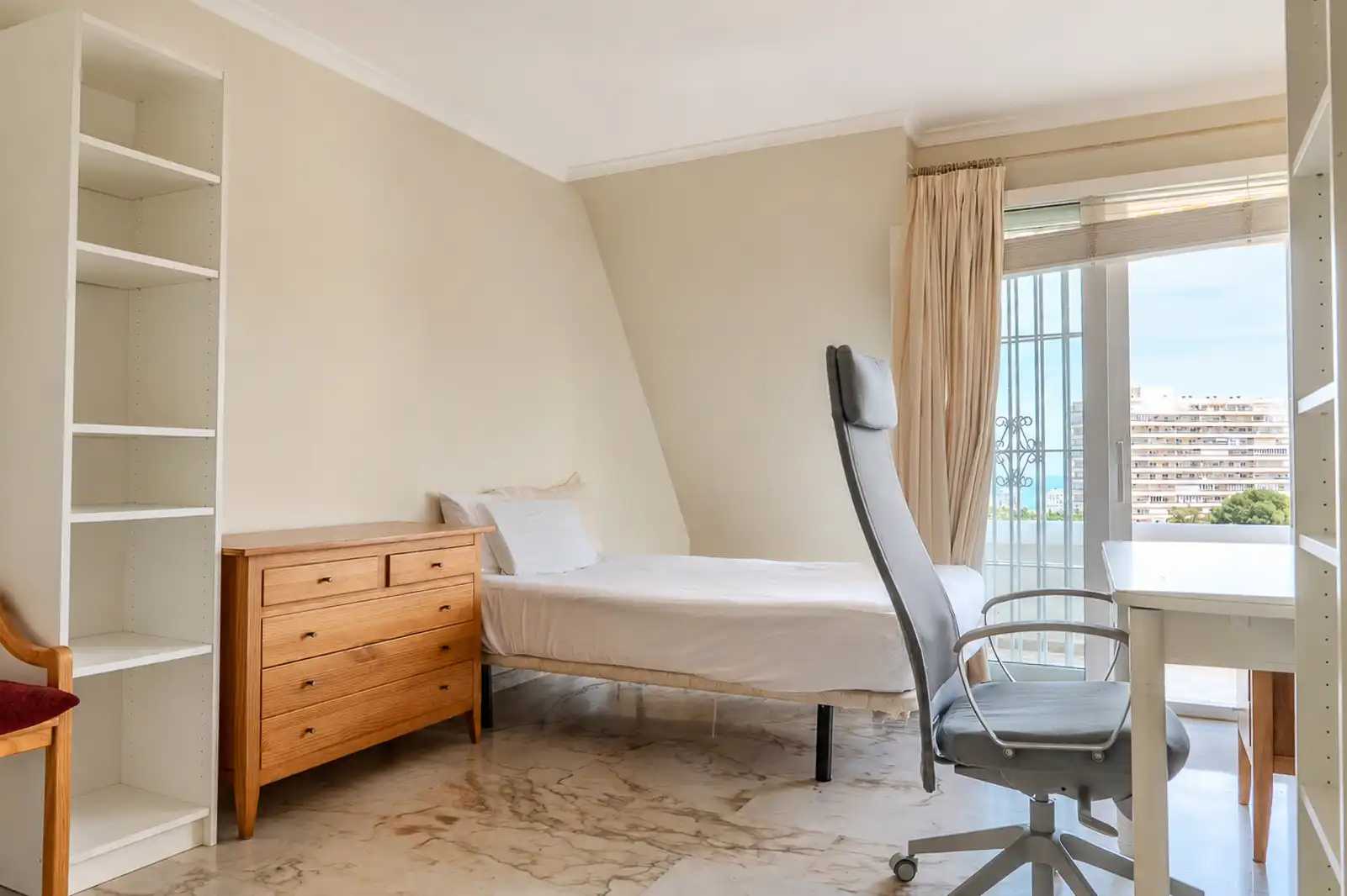 Bedroom of Detached homes for sale in Benalmádena  with Air Conditioner, Private garden and Terrace