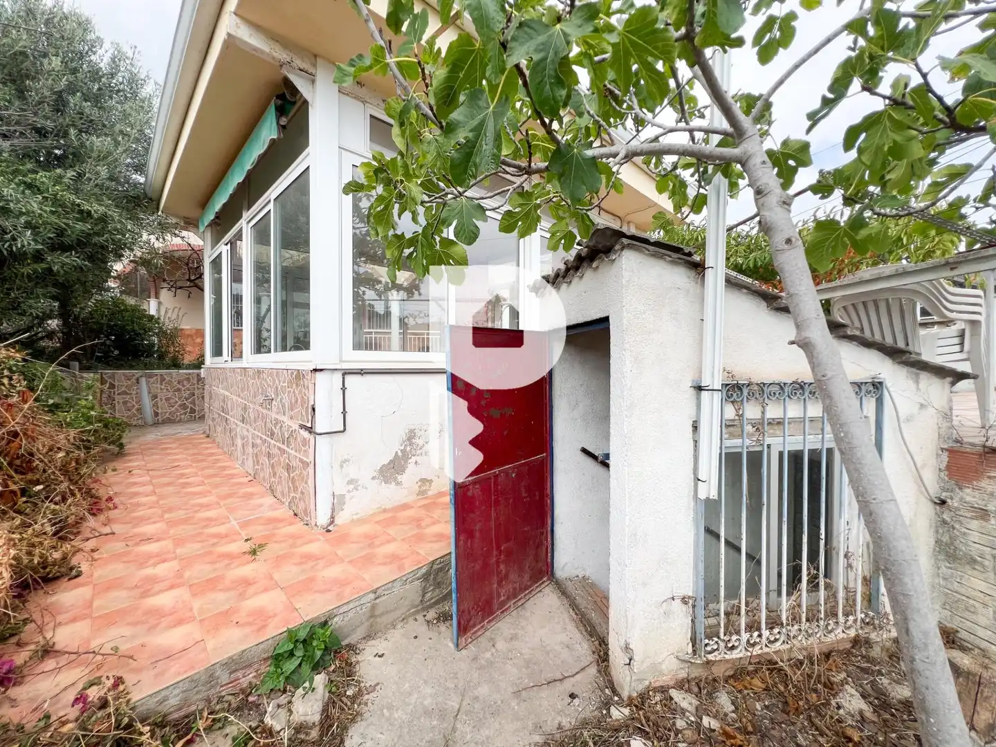 Vista exterior de Casa o chalet en venta en Sant Boi de Llobregat con Calefacción, Jardín privado y Terraza