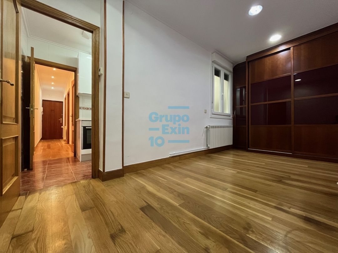 Dormitori de Pis en venda en Donostia - San Sebastián 