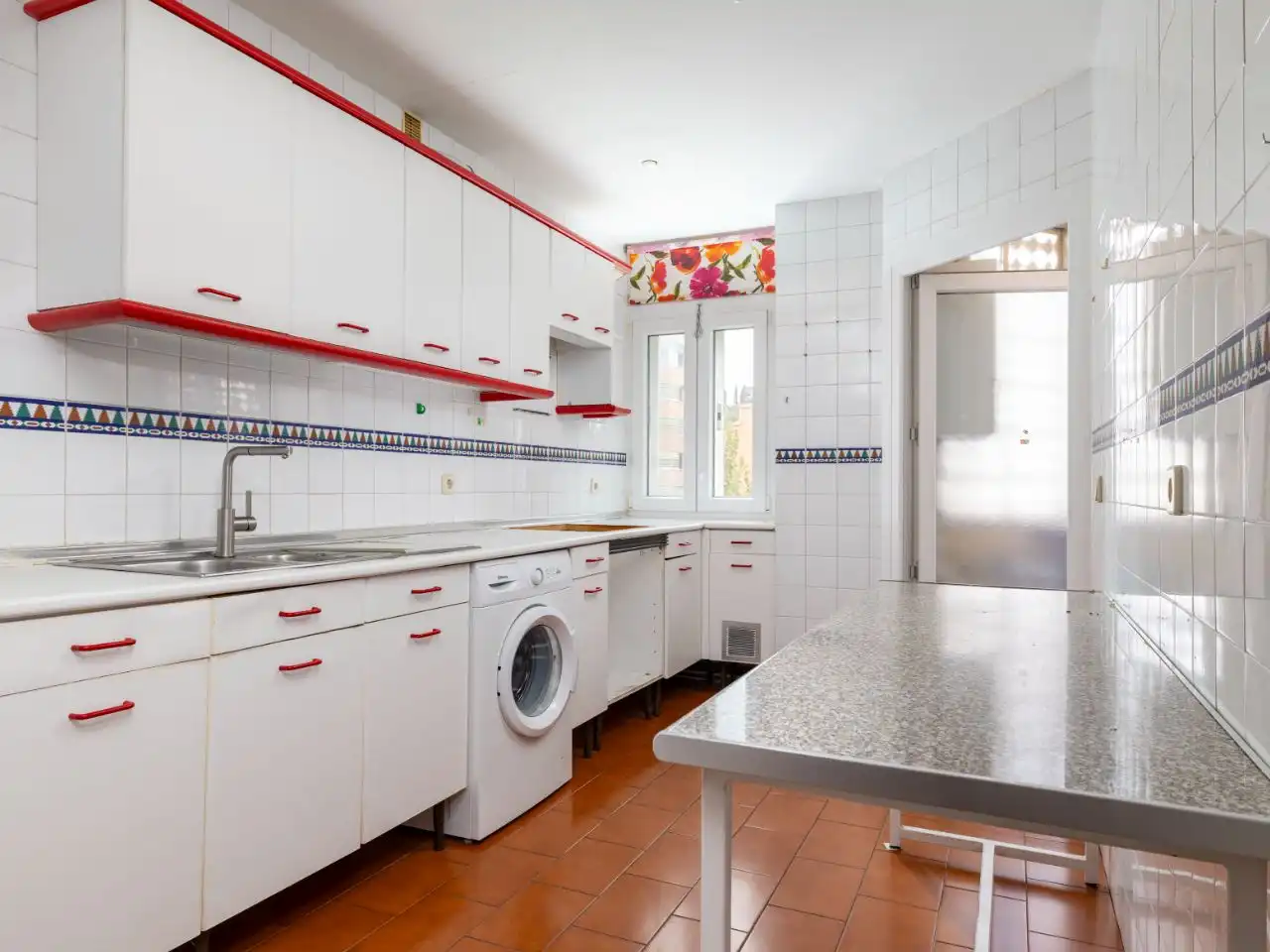 Flat for sale in Sector Islas, 16, Segunda Fase