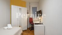 Bedroom of Flat to share in  Barcelona Capital  with Heating, Terrace and Balcony