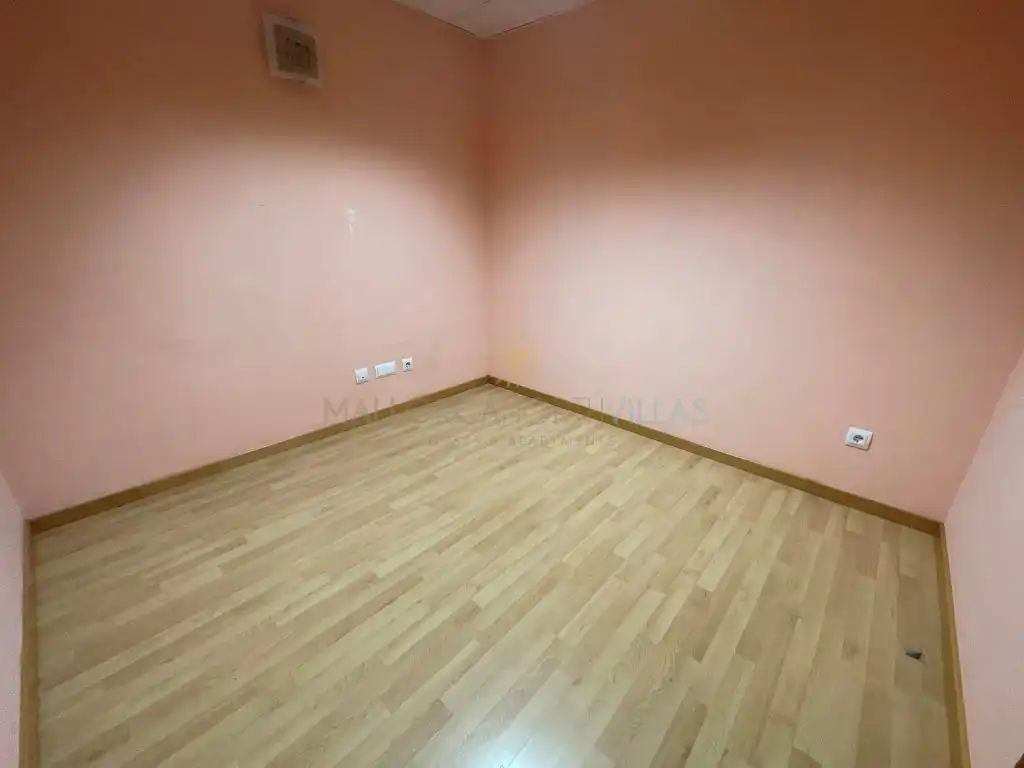 Local comercial en venda a Ronda Santa Margalida, imagen 9