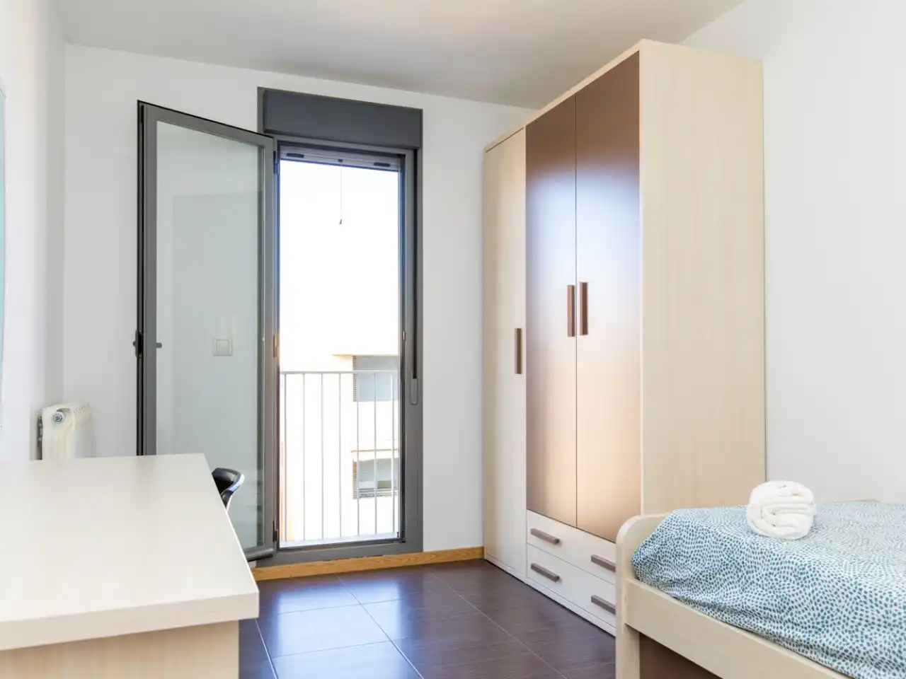 Bedroom of Flat for rent in Zuera  with Air Conditioner, Heating and Terrace