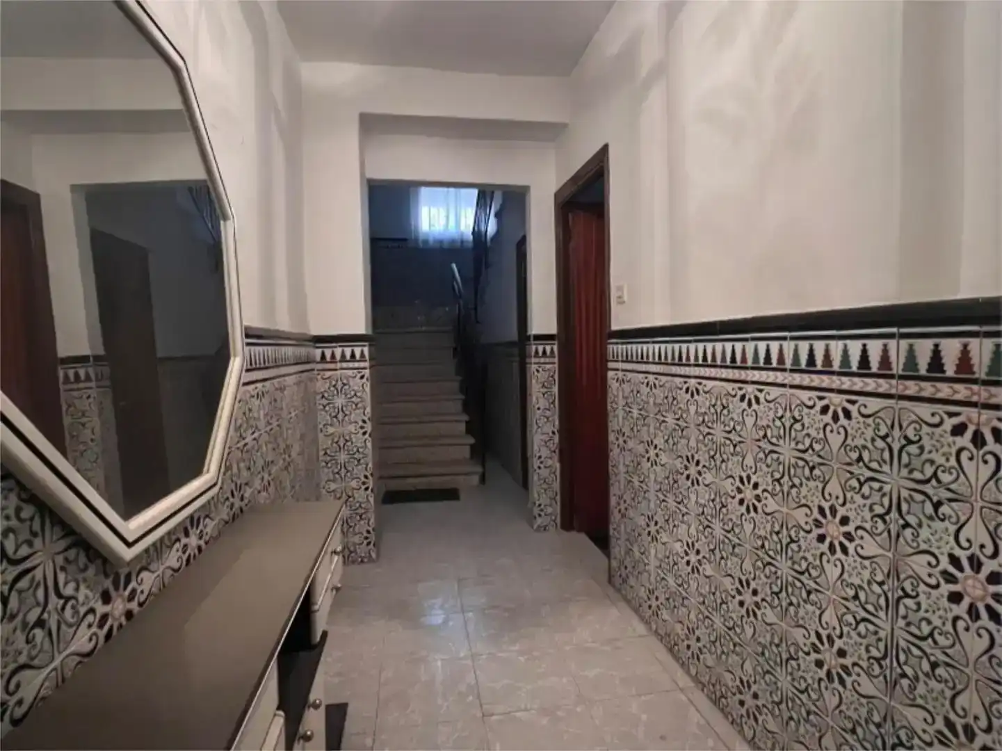 Casa adosada en venda en Jayena amb Balcó