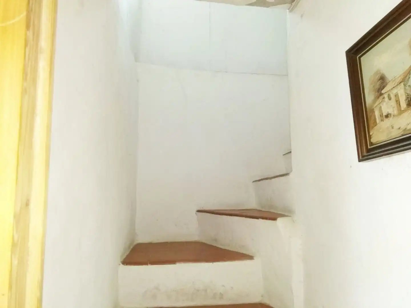 Country homes for sale in Dos Aguas  with Storage room