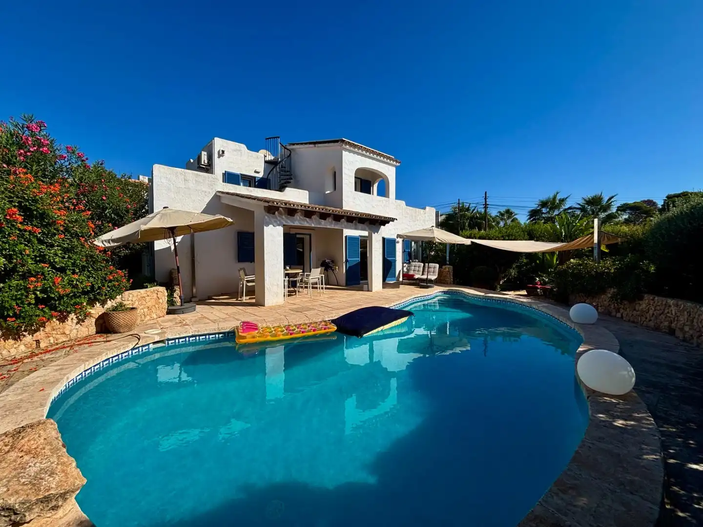 Piscina de Casa o chalet en venta en Llucmajor con Aire acondicionado, Calefacción y Jardín privado