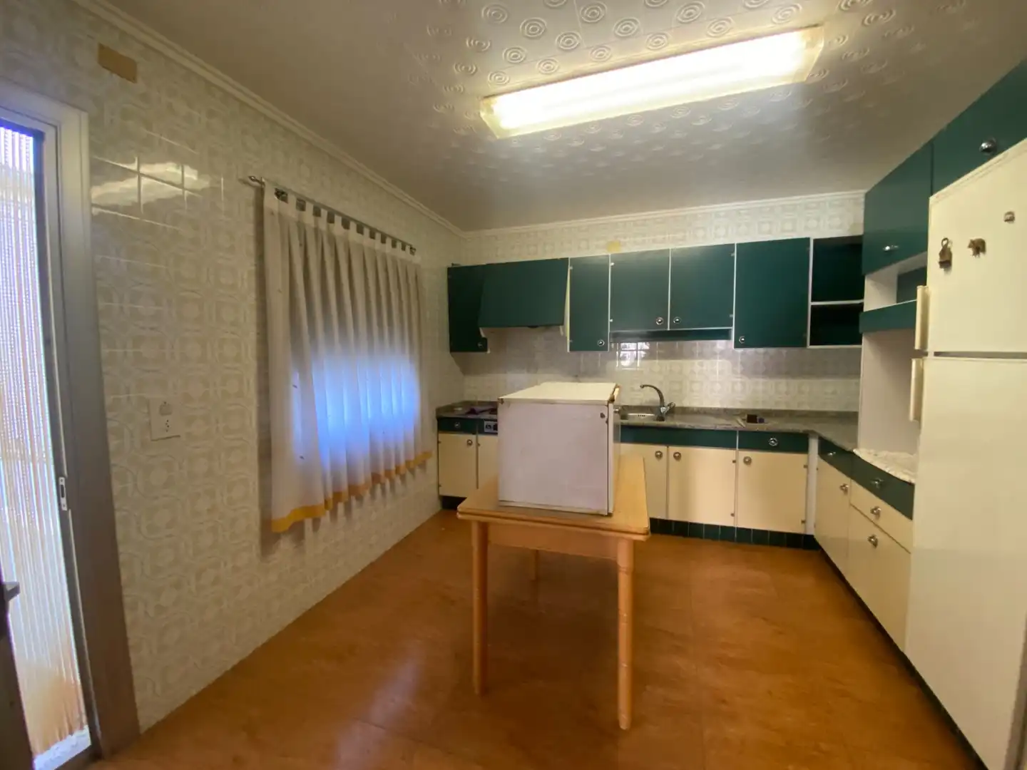 Cocina de Piso en venta en Salinas con Aire acondicionado y Calefacción