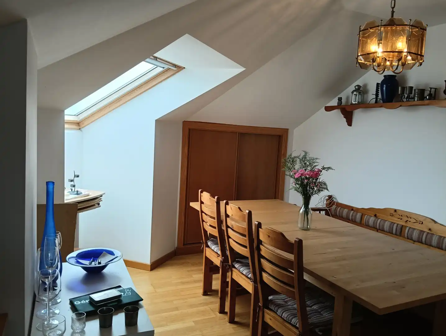 Esszimmer von Dachboden zum Verkauf in Oza dos Ríos mit Abstellraum
