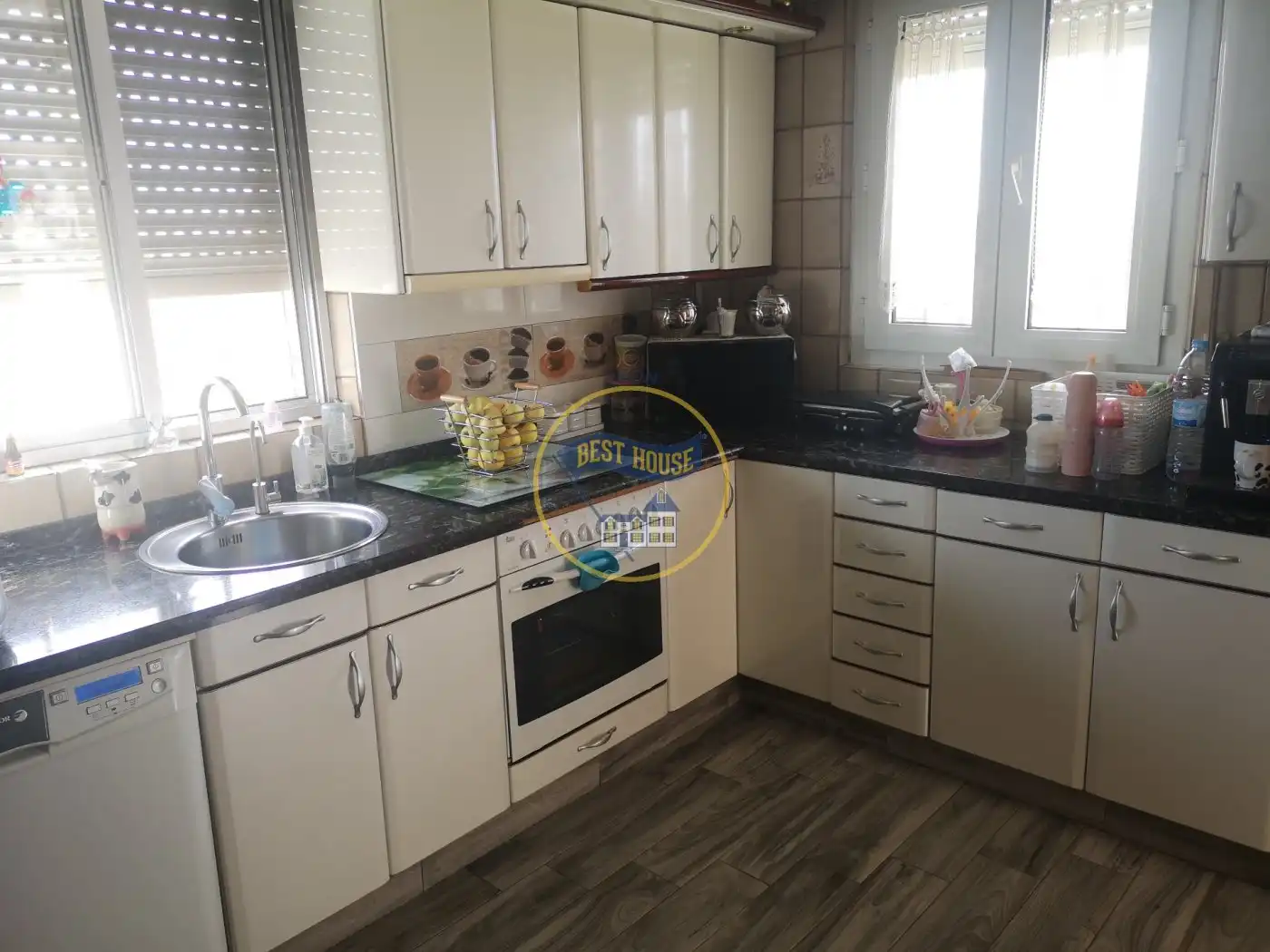 Cocina de Finca rústica en venta en León Capital  con Calefacción, Jardín privado y Terraza