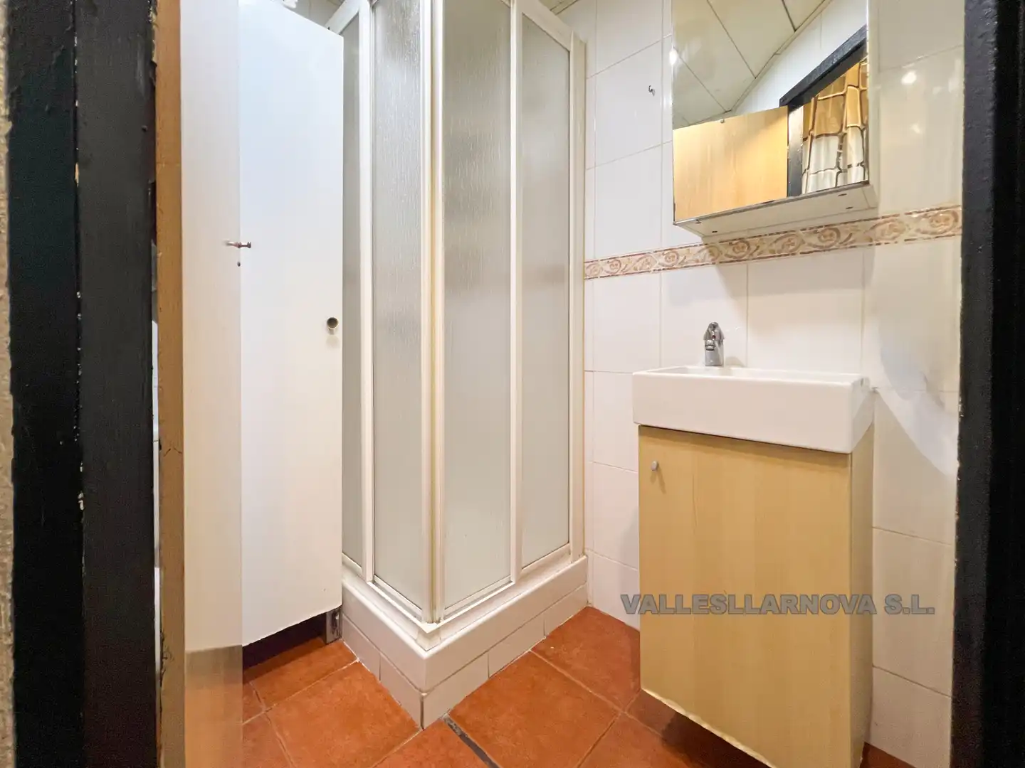 Bathroom of Flat for sale in Mollet del Vallès  with Parquet flooring and Balcony