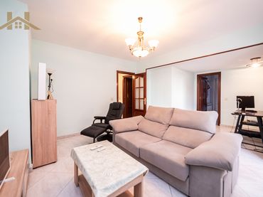Flat with balcony for sale in Avenida de Honorio Lozano