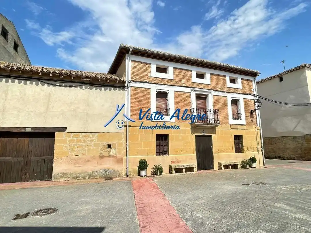 Casa con jardín en venta en Calle las Eras, imagen 2