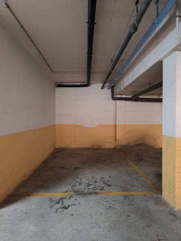 Garaje en Alquiler en Carrer Carles Riba en Llevant