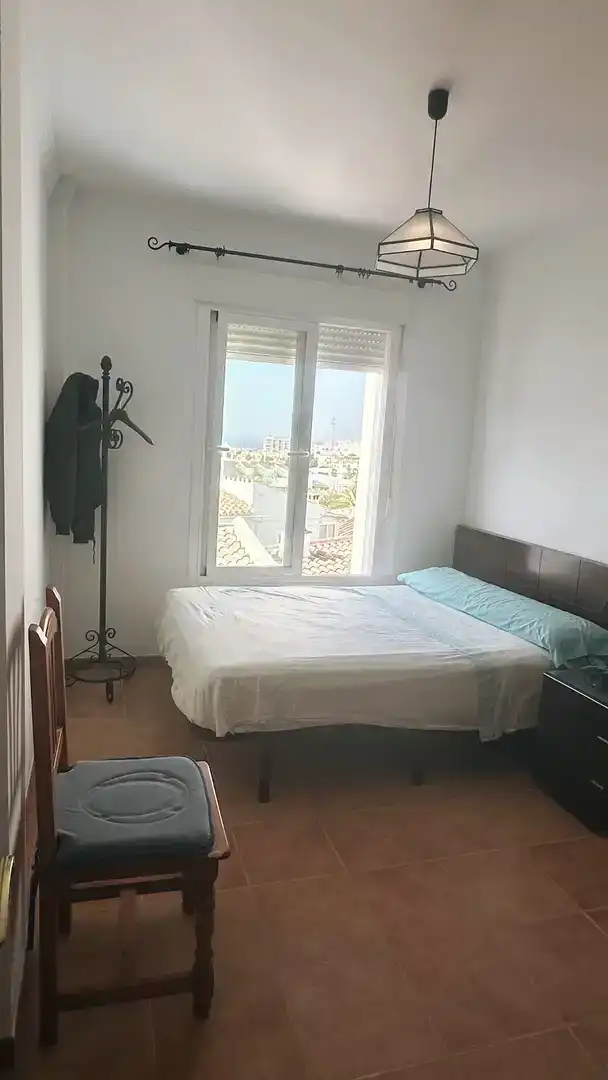 Habitación de Casa adosada en venta en Nerja