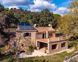 Vista exterior de Casa o xalet en venda en Masarac amb Jardí privat, Terrassa i Piscina