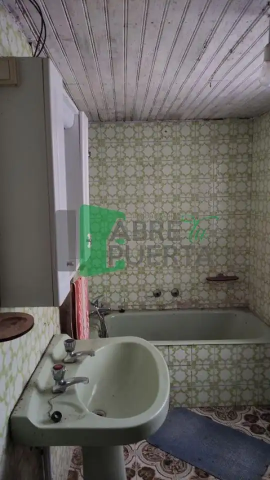 Baño de Casa o chalet en venta en Rairiz de Veiga con Calefacción, Jardín privado y Terraza