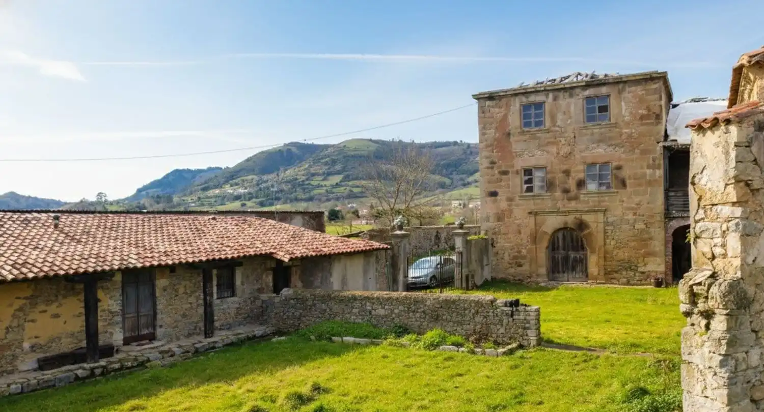 Flat for sale in N/A, Sariego