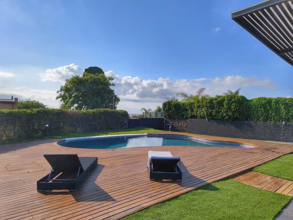 Piscina de Casa o xalet en venda en Sant Vicenç de Montalt amb Calefacció, Jardí privat i Terrassa