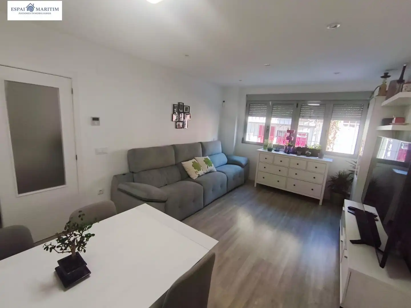 Sala de estar de Piso en venta en Vilamarxant con Aire acondicionado, Calefacción y Parquet
