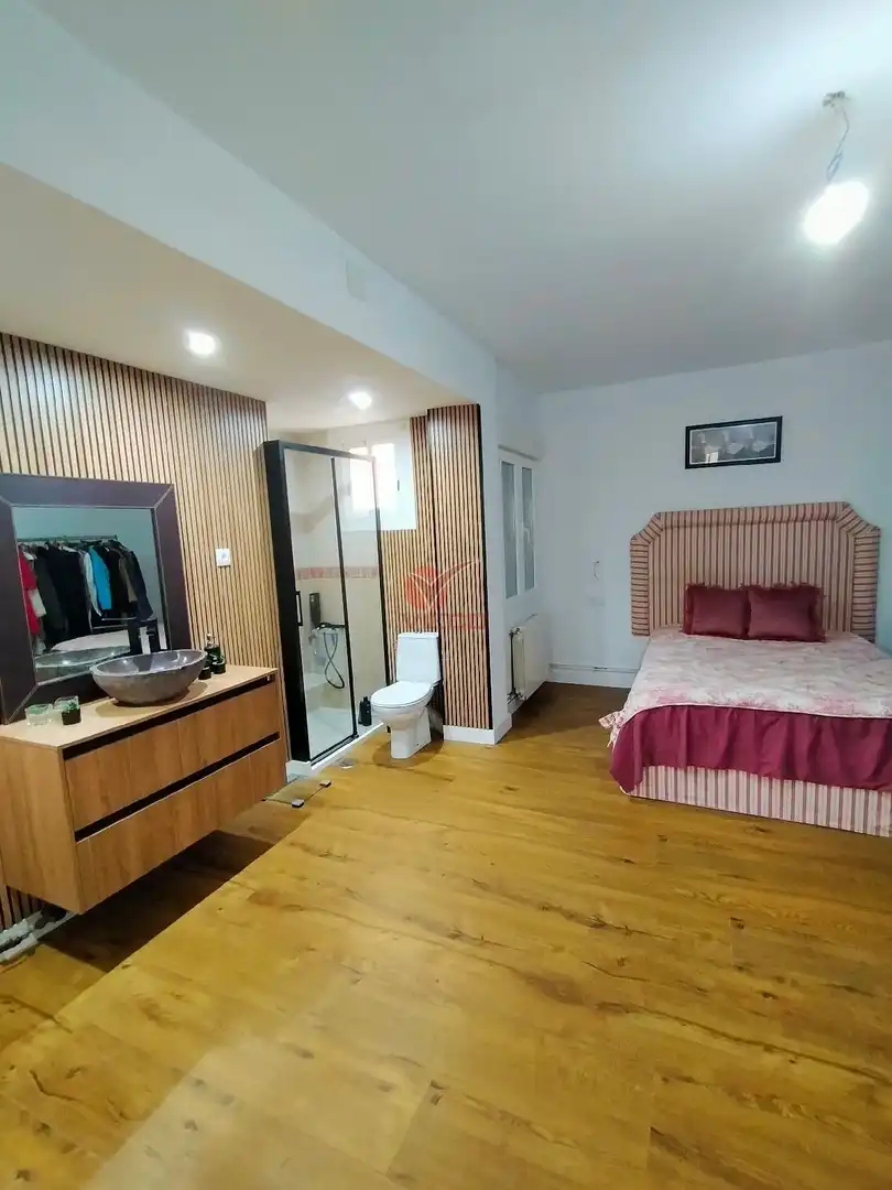 Piso en venta en DIEGO JIMENEZ, Centro