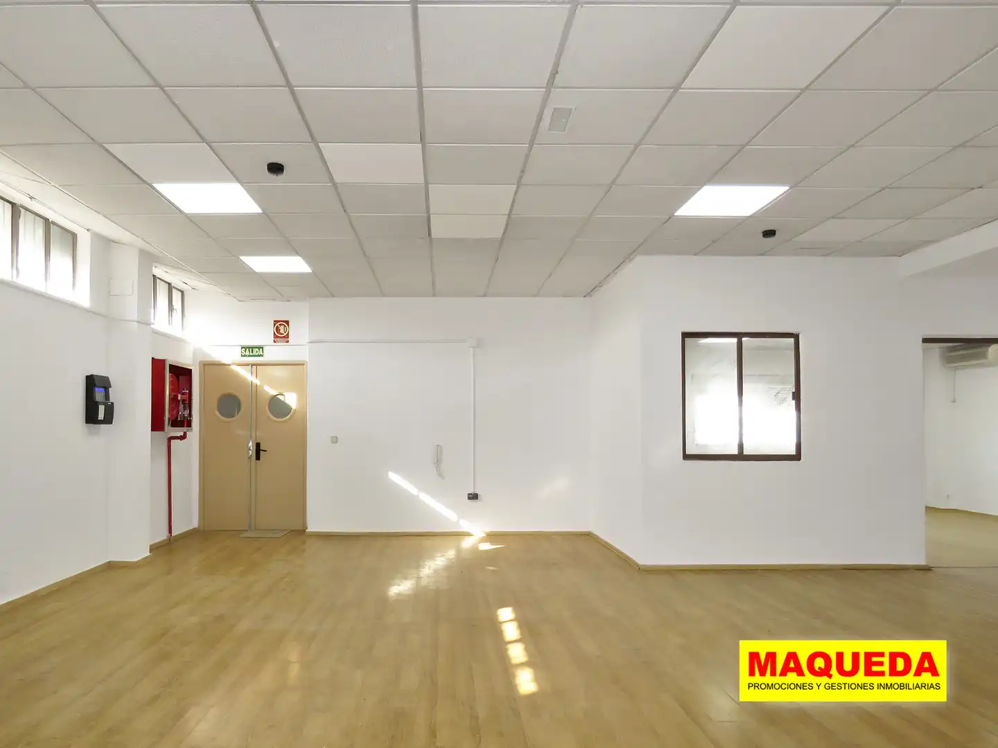 Nave industrial de alquiler en Leganés con Alarma