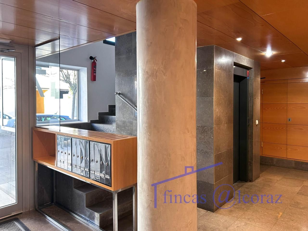 Pis en venda en  Huesca Capital amb Aire condicionat, Calefacció i Terrassa