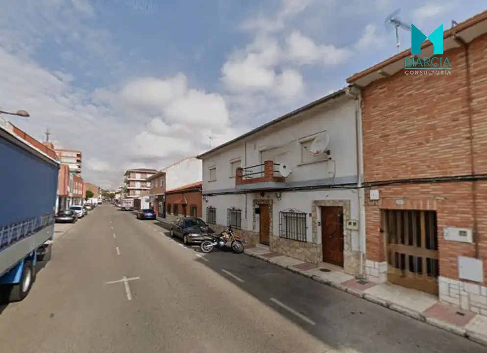 Vista exterior de Casa o xalet en venda en Azuqueca de Henares