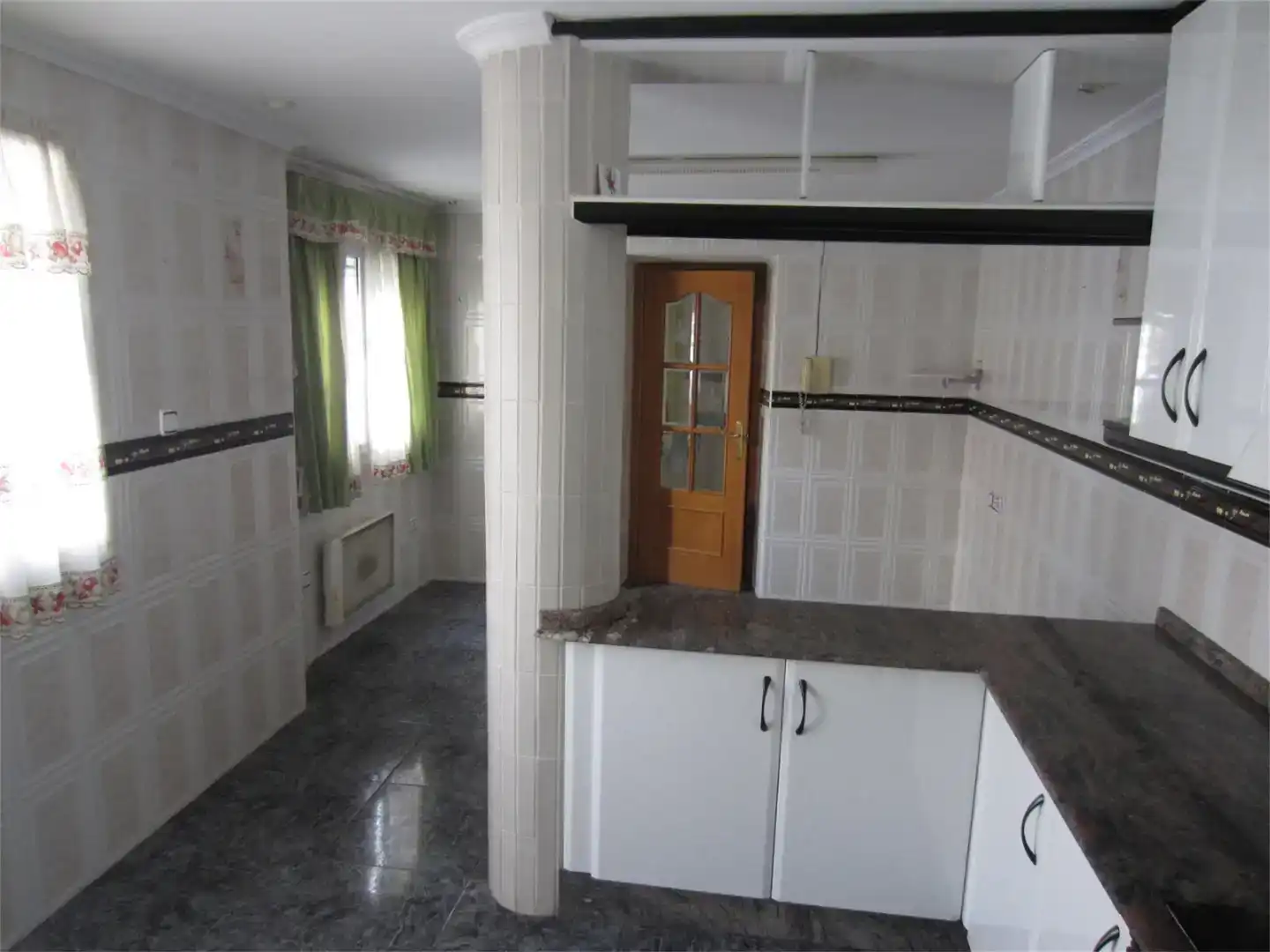 Cocina de Dúplex en venta en Almansa con Aire acondicionado