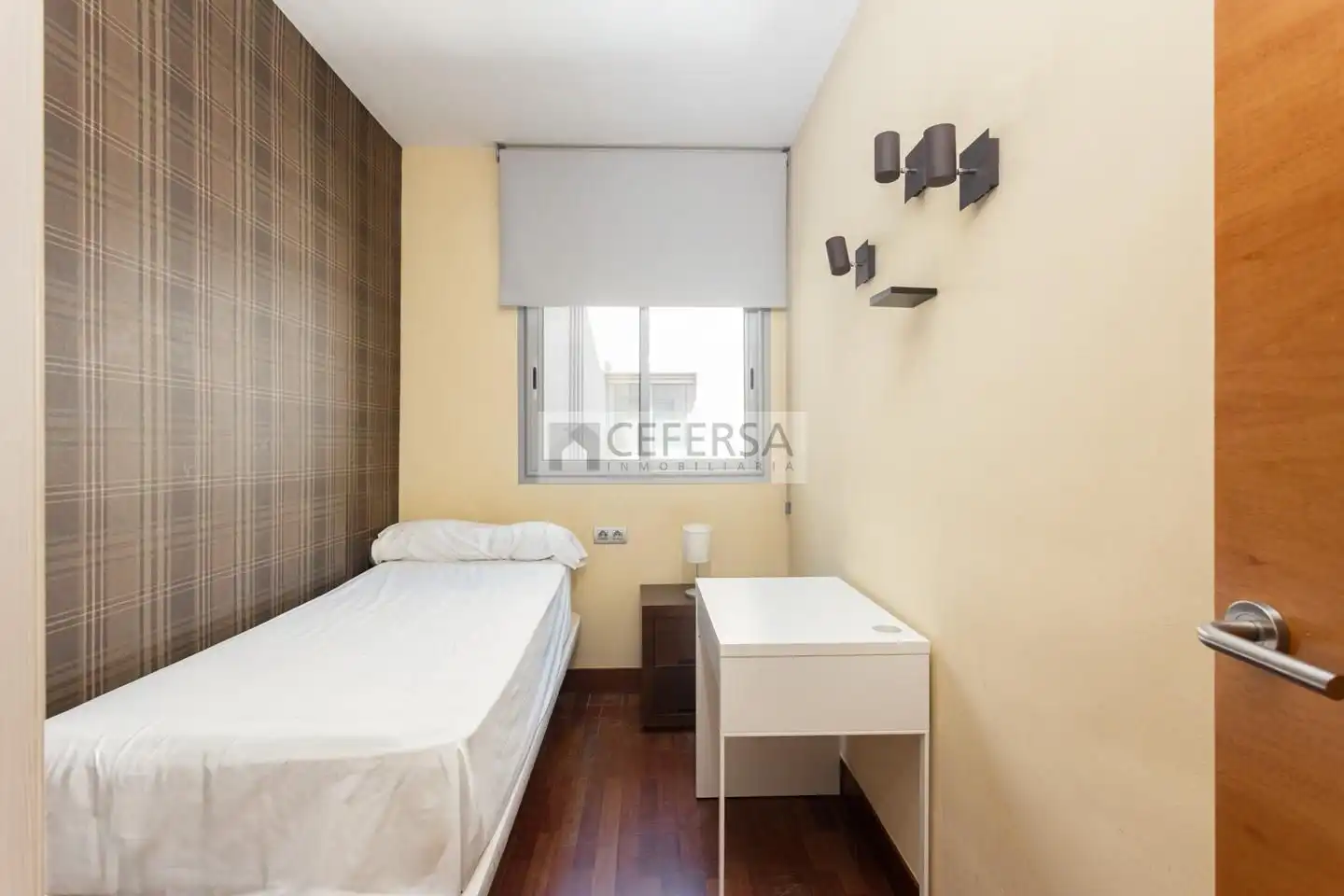 Schlafzimmer von Wohnung zum Verkauf in Barcelona mit Klimaanlage, Parkett und Terrasse