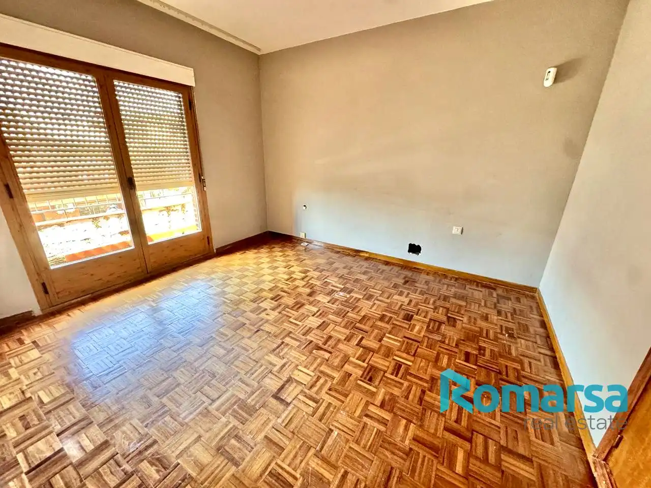 Dormitori de Casa adosada en venda en Cebreros amb Calefacció, Jardí privat i Terrassa