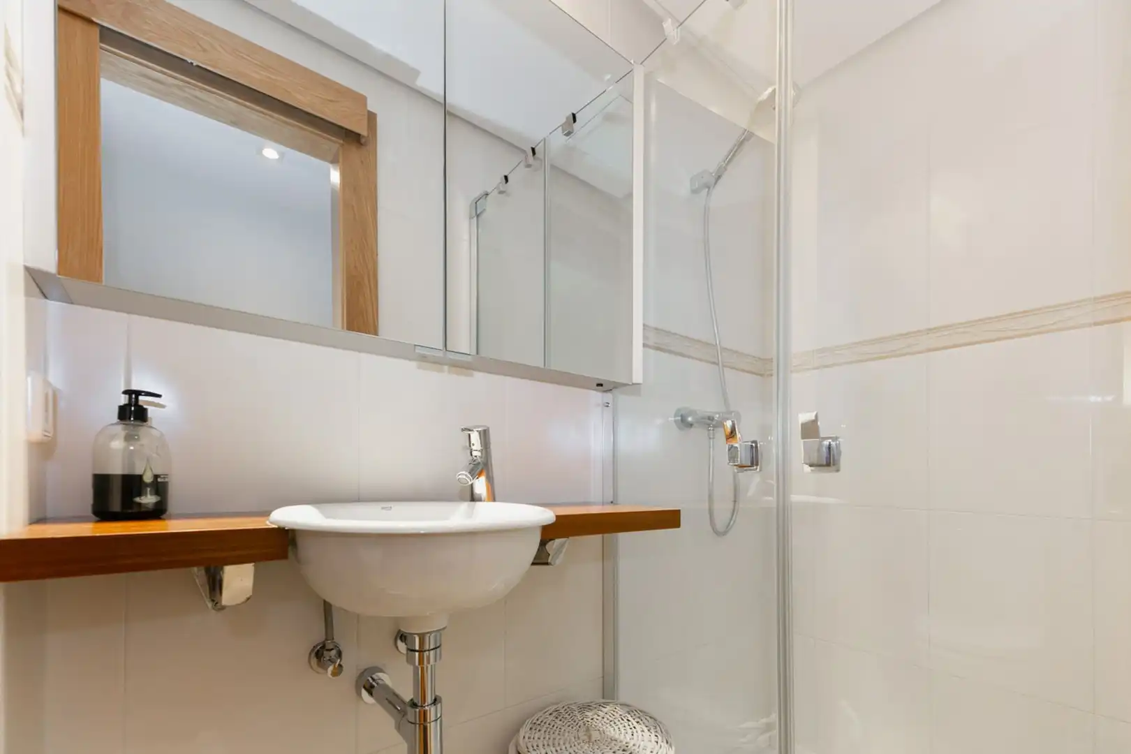 Appartement compact avec ascenseur à louer à Centre, imagen 22