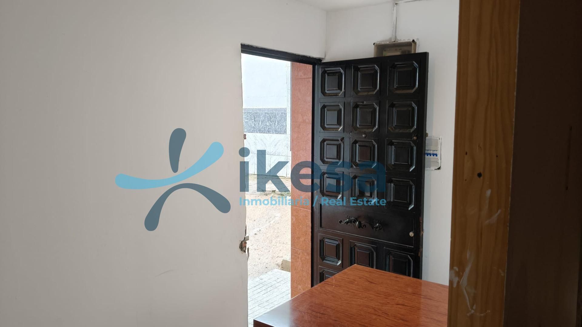 Single-family semi-detached for sale in Badajoz Capital